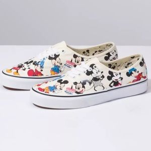 Disney x Vans Authentic